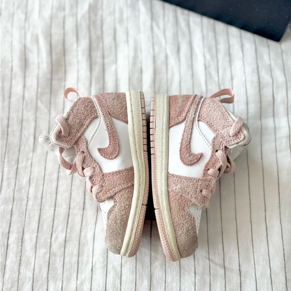 Air Jordan 1 Mid SE legend pink suede toddler sz 7 - Picture 3 of 8